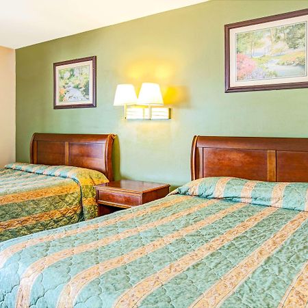 Knights Inn South Hackensasck South Hackensack Εξωτερικό φωτογραφία